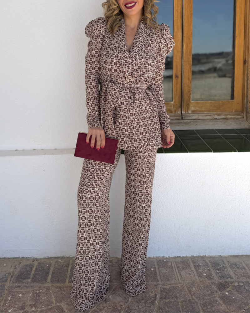 Trendy Minimalist V-Neck Set