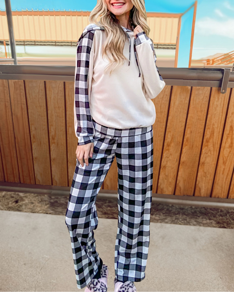 Fashionable Plaid Hooded Set