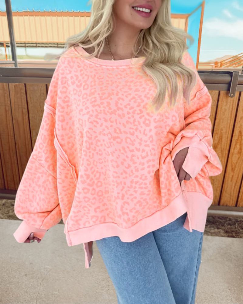 Oversized Stylish Leopard Sweatshirt