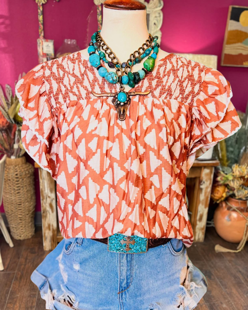 Unique Triangle Pattern Pleated Top