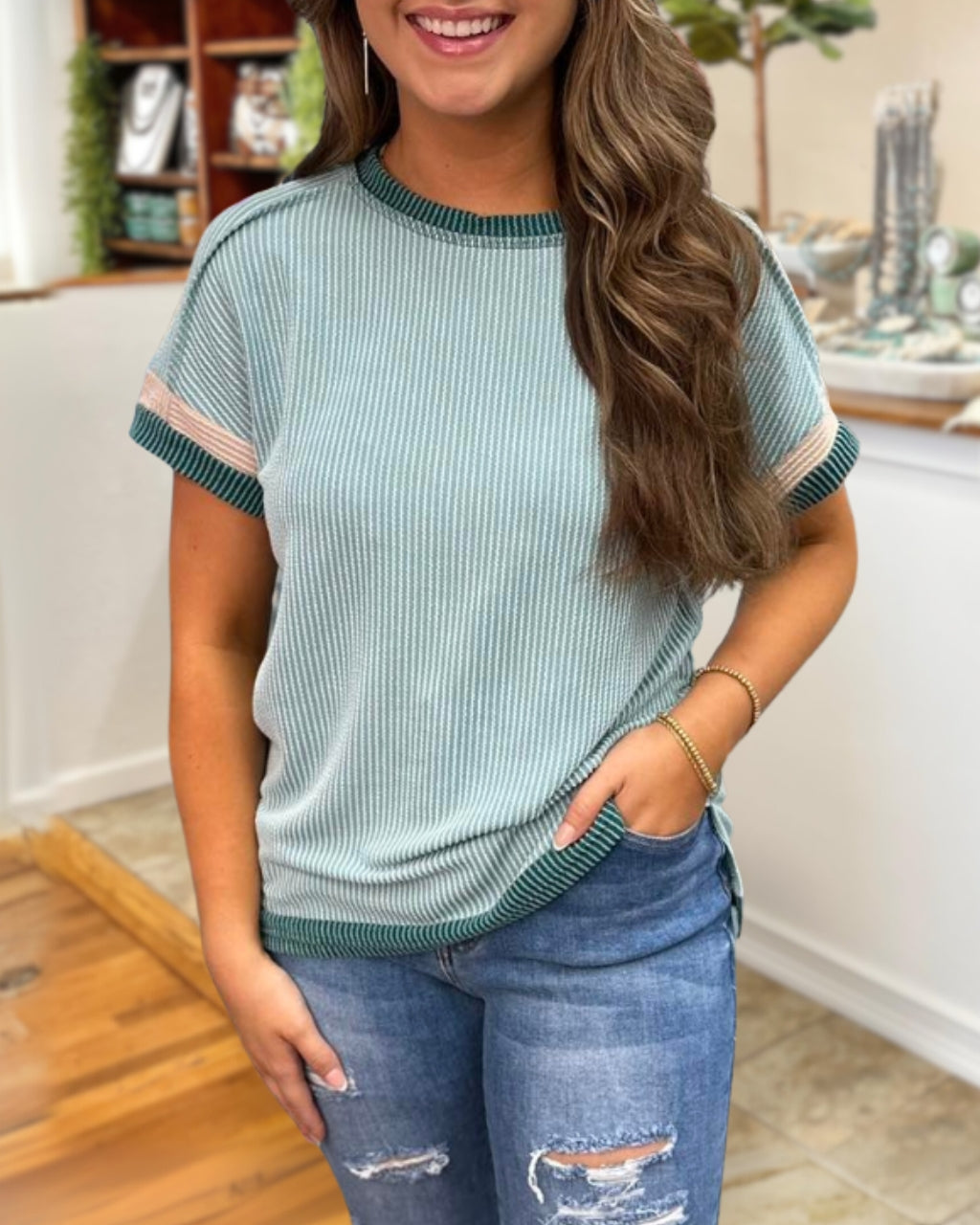 Colorblock Trim Ribbed Tee