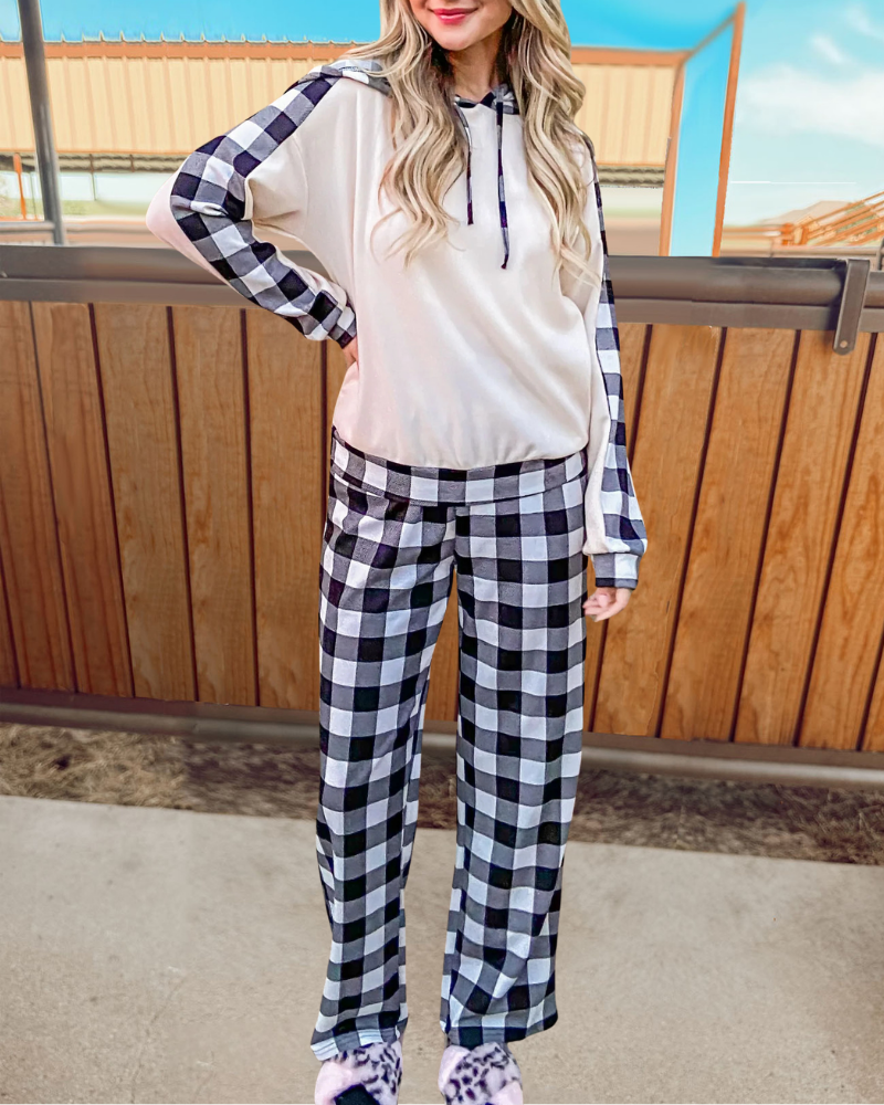Fashionable Plaid Hooded Set