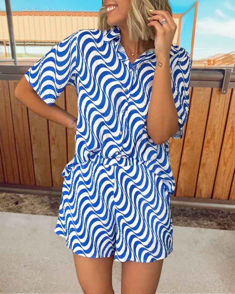 Wave Pleated Shorts Set