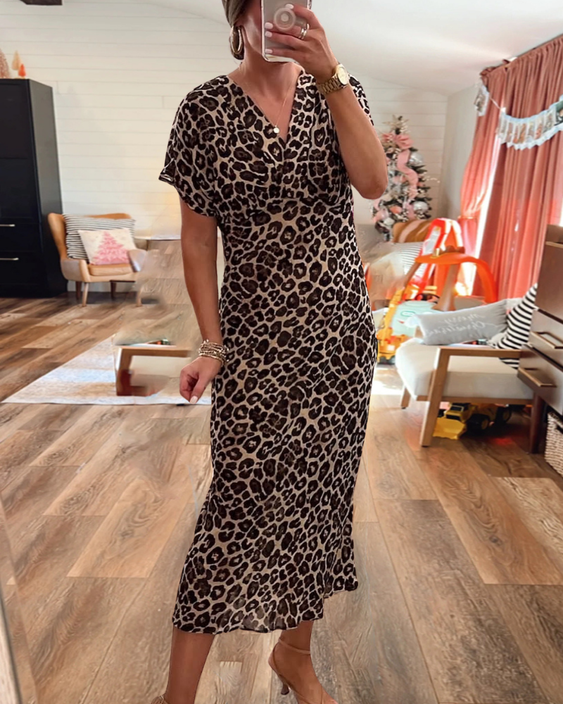 Elegant Leopard Maxi Dress