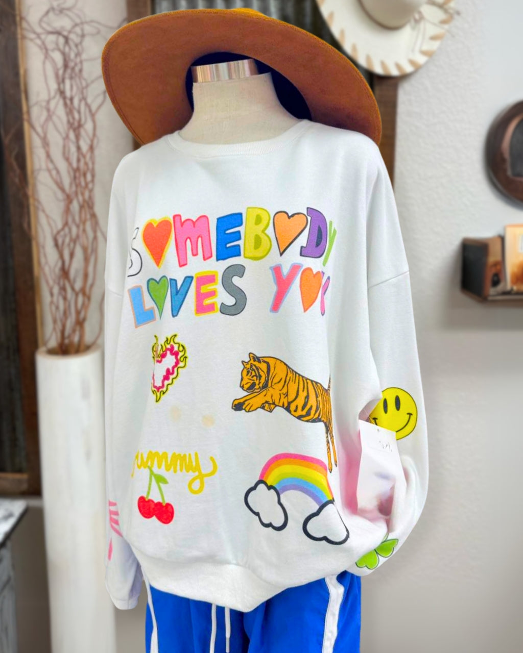 Playful Somebody Loves You Graphic Sweatshirt